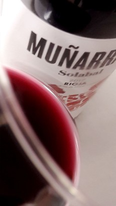 Detalle del vino Muñarrate Tinto 2017.